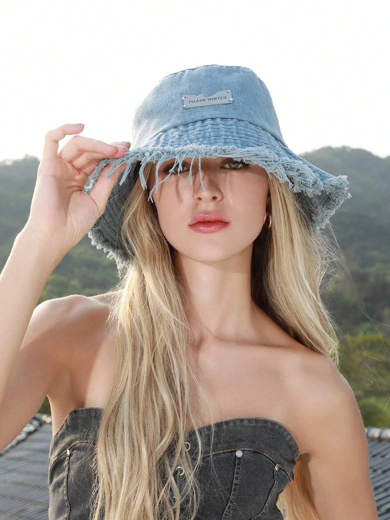 Cowboy fisherman hat for women in spring and summer, thin, washed and worn-out, with rough edges and a red mesh basin hat. Outdo