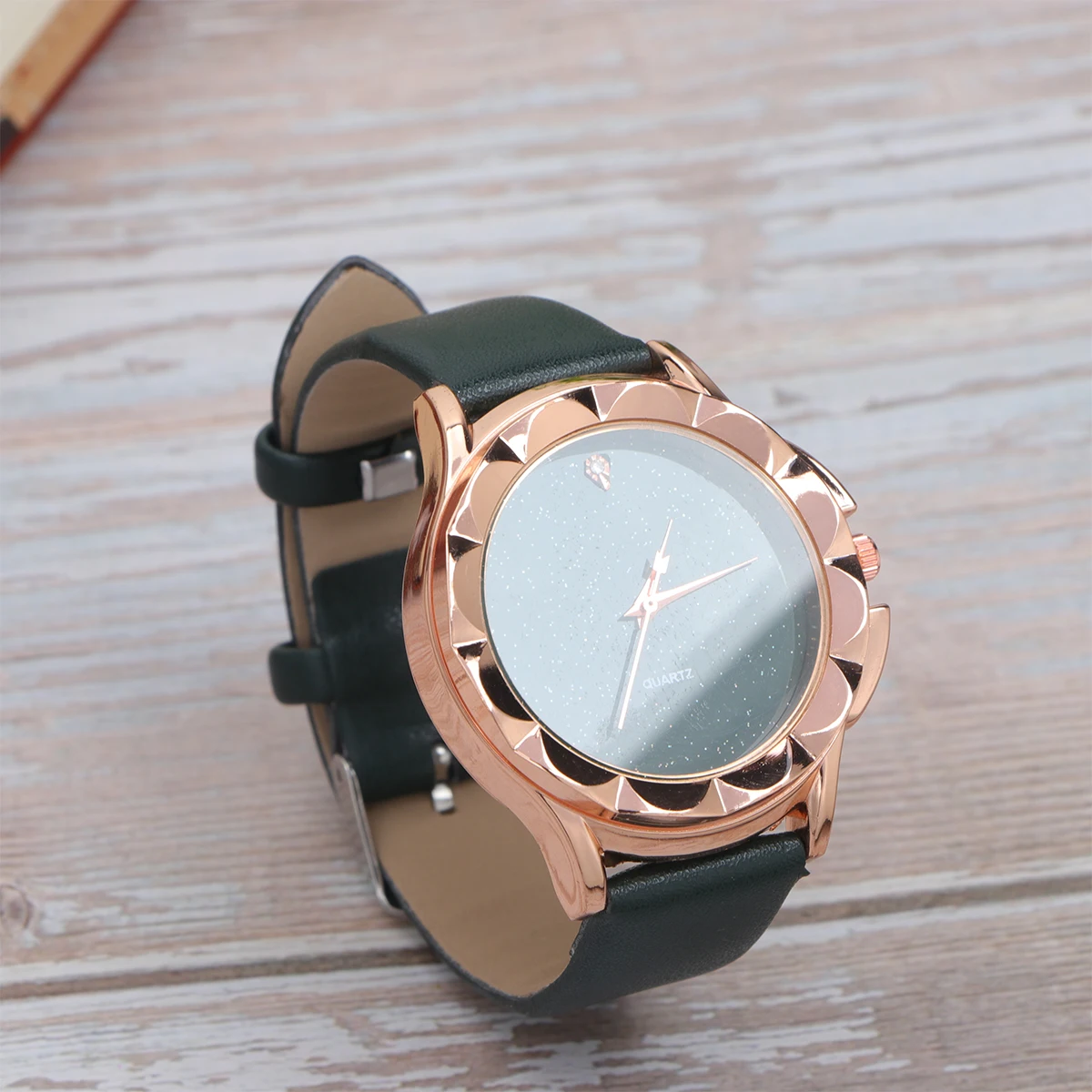 

Небесные элегантные женские кварцевые часы с черным ремешком, удобная одежда, идеальный подарок на Рождество, Новый год, день рождения