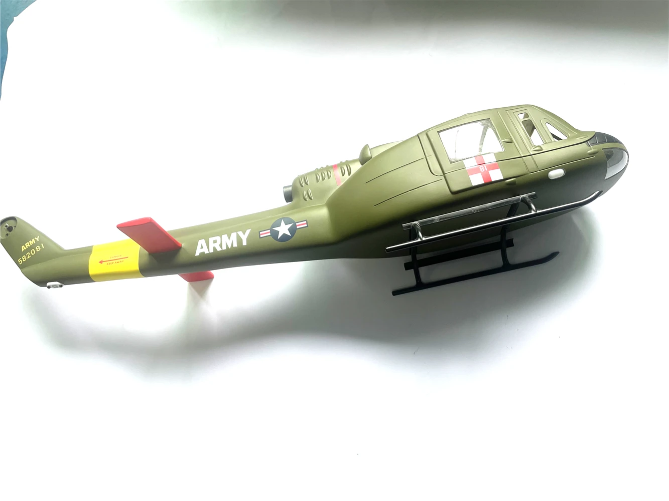 FLY WING UH1 RC hélicoptère auvent corps coque pièces de rechange accessoires FLYWING FS69