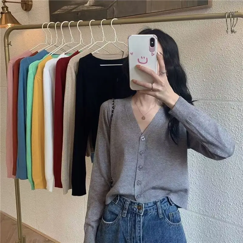 

2025 New Korean Style V-Neck Open Cardigan Short Thin Long Sleeve Knitted Top Women's Spring Casual Loose Fit Soft Knitwear