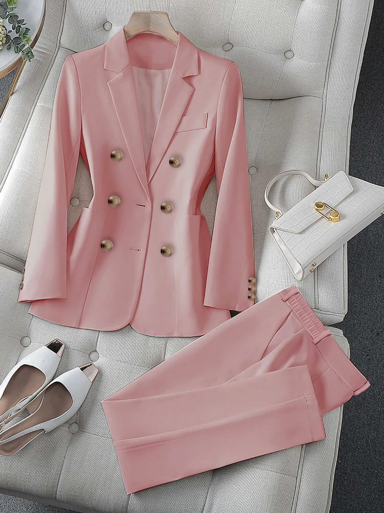 

Women's Double-Breasted Slim-Fit Blazer Set | High-End Professional Commuter Outfit for Spring & Autumn