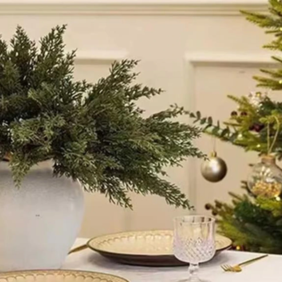 

Artificial Plant Leaves Christmas Tree Party Home Living Room Halloween Refreshing Decor Outdoor Garden Material Wedding Flowers