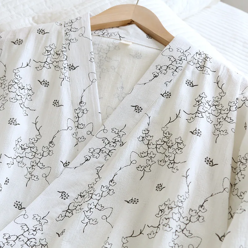 2026 اليابانية الجديدة الربيع/الصيف الرجال النوم رداء 100% القطن الشاش كيمونو رداء عرق البخار ساونا الاستحمام رداء المنزل امرأة