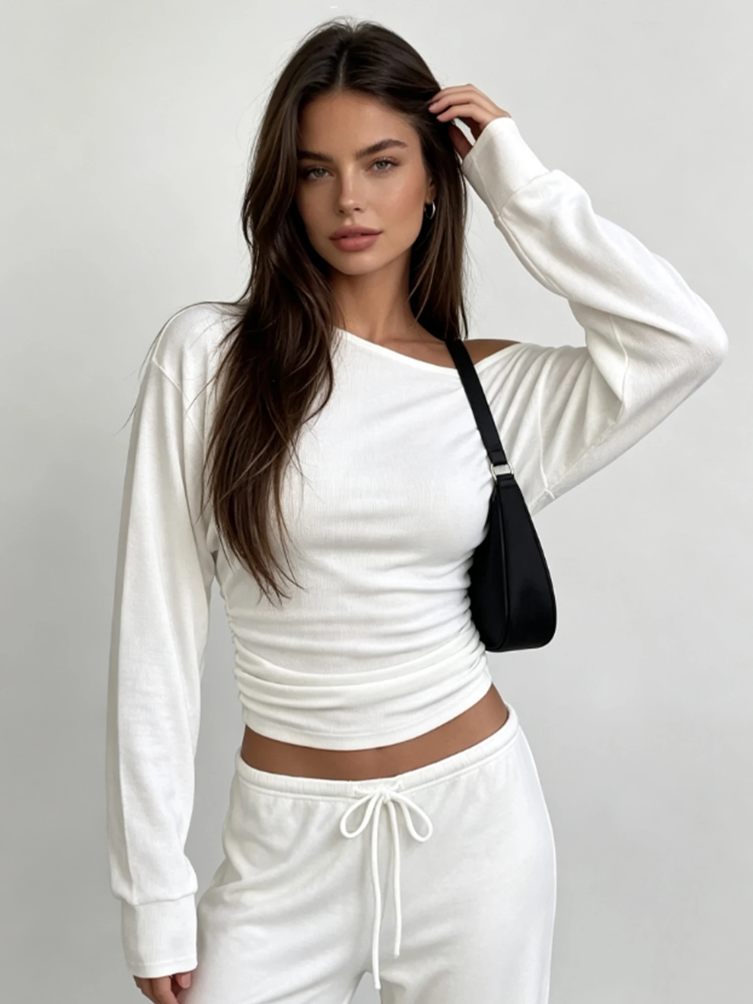 Women's White Long Sleeve T-shirt Korean style Vintage Fashion Harajuku Off Shoulder T-Shirt Y2K Gyaru Tee Top for Women Autumn