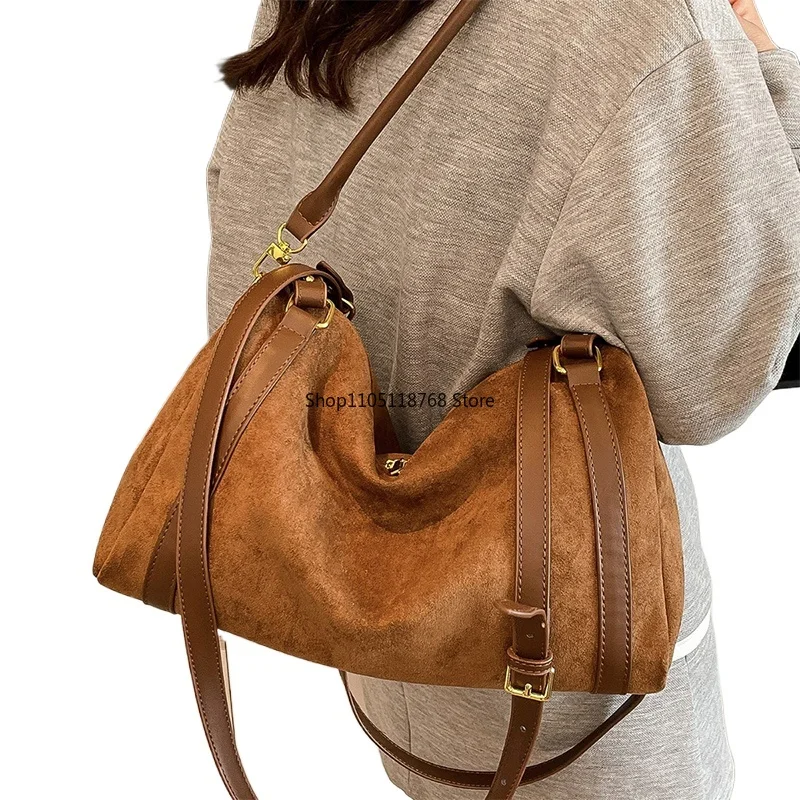 

Light Designer Tote Bag Popular Large-capacity Retro Bucket Bags Fashionable Contrasting Shoulder Bags