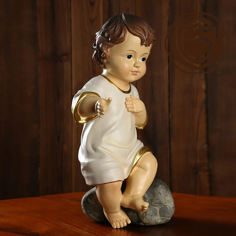 6cm Religious Saint Baby Statue Religious Holy Child Ornament Jesus Baby Resin Handicraft Adornment Mini Dolls Church Statues
