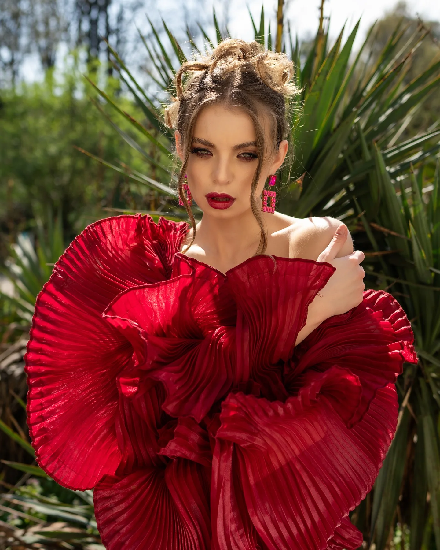 Verbazingwekkende Bordeaux Plooien Avondjurken Hot Koop Geplooide Organza Prom Dress V-hals Bruiloft Fotoshoot Jurk Vrouwen Formele Gowns