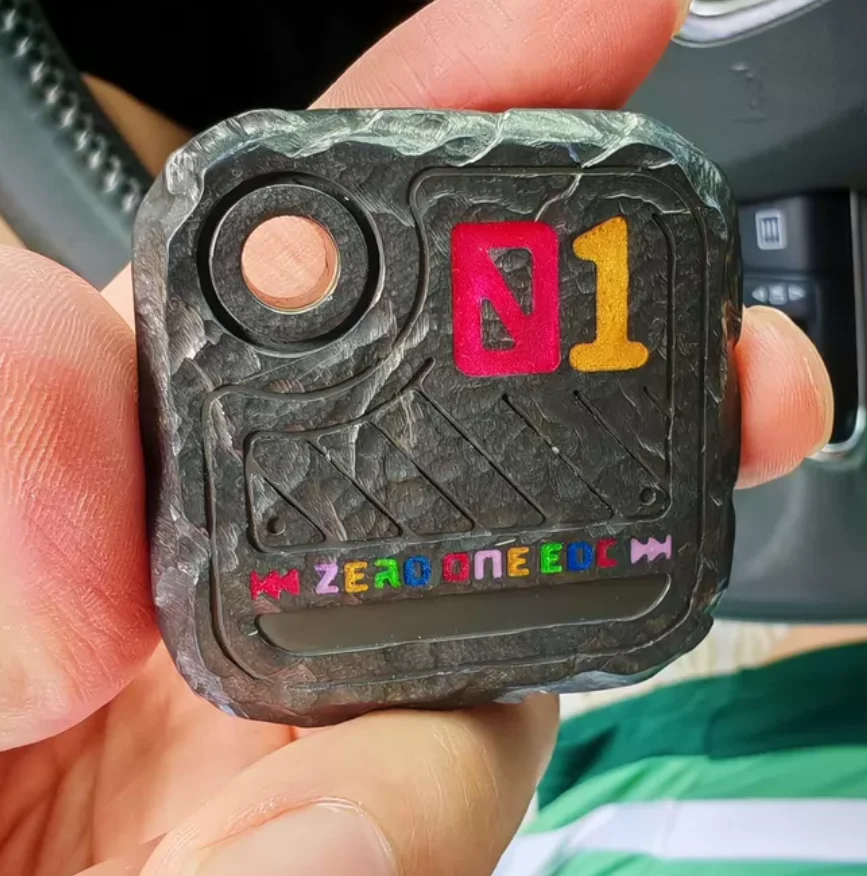 Used EDC 01EDC Small Square CD Based Zirconium Gold Fidget Slider Decompression Toy