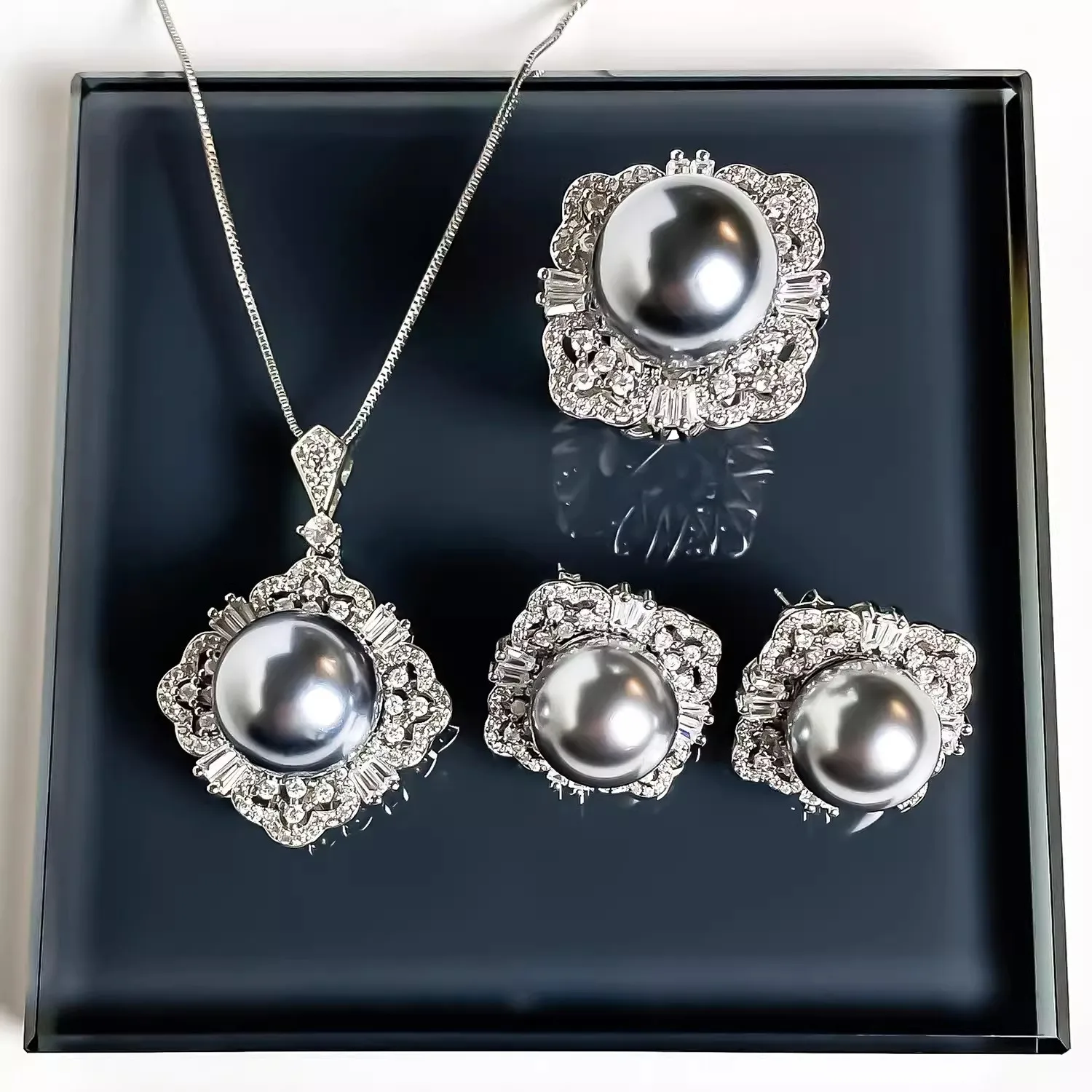 

Luxury Bride Grey Pearl Crystal Jewelry Sets For Women Korean Fashion Temperament Pendant Necklaces Stud Earrings Rings Set