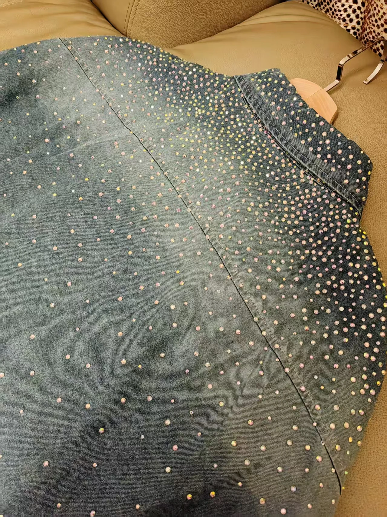 Luxury Style Sparkle Rhinestone Hot Drilling Denim Shirts For Women's Fashion Blouses 2025 Trend Long Sleeve Outwear Denim Top
