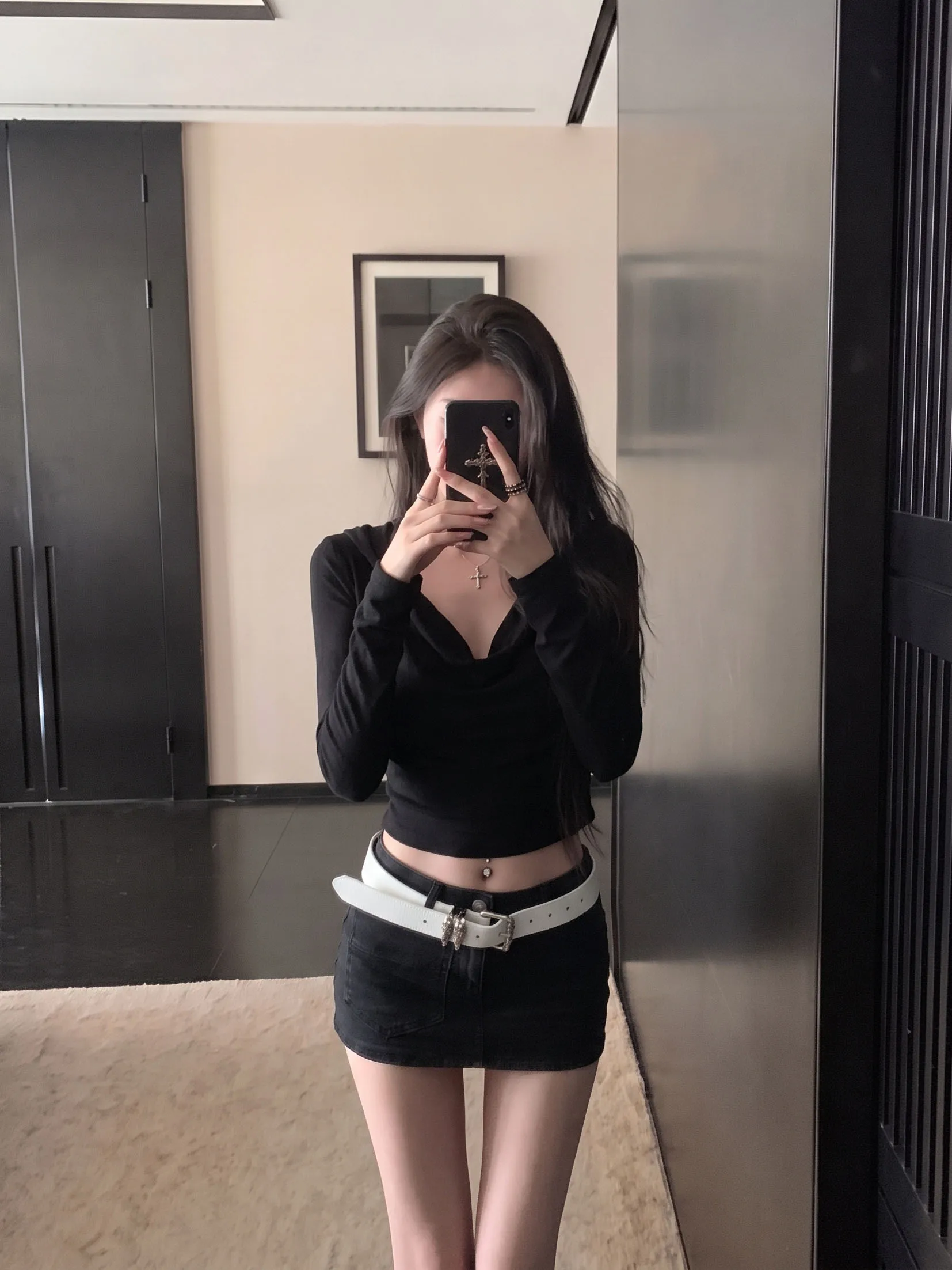American Style Hot Girl Long Sleeve V-Neck T-Shirt Women's Design Sense Slim Fit Belly Button Sexy Top Polyester Fiber