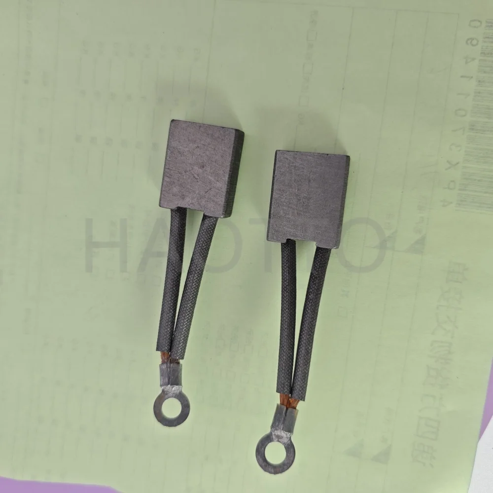 

4pcs Hydraulic Forklift Electric Brush Oil Pump Carbon Brush 9*19*16mm For J230 Automobile Engine Carbon Brush 8.8*19.2*14/16mm