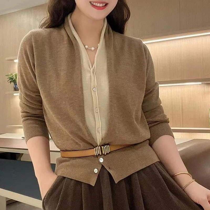 Women Stylish V Neck Patchwork Elegant Fake 2 Piece Knitted Cardigan Office Lady with Belt Chic Casual Long Sleeve Loose Sweater