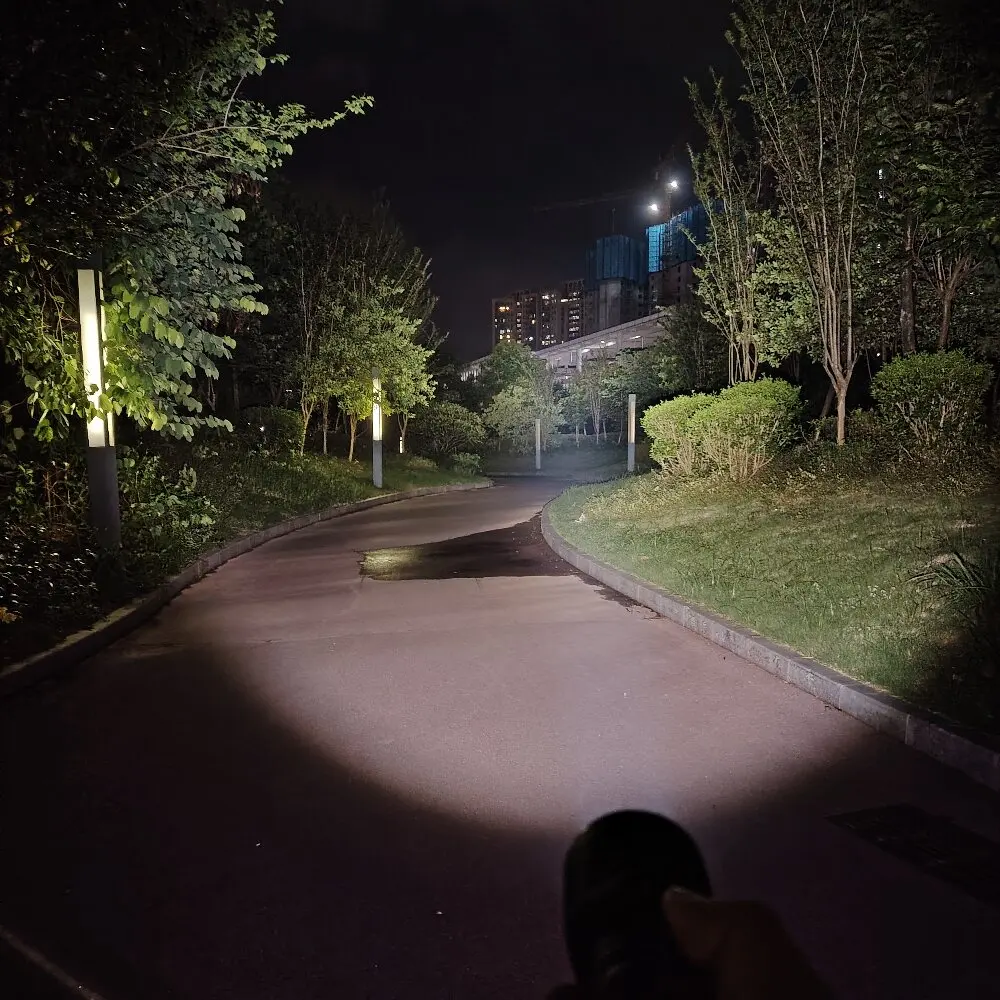 قافلة تحمل طويل M21G مع مصباح يدوي xp70.3 HI 2 * ، والتخييم وصيد الأسماك