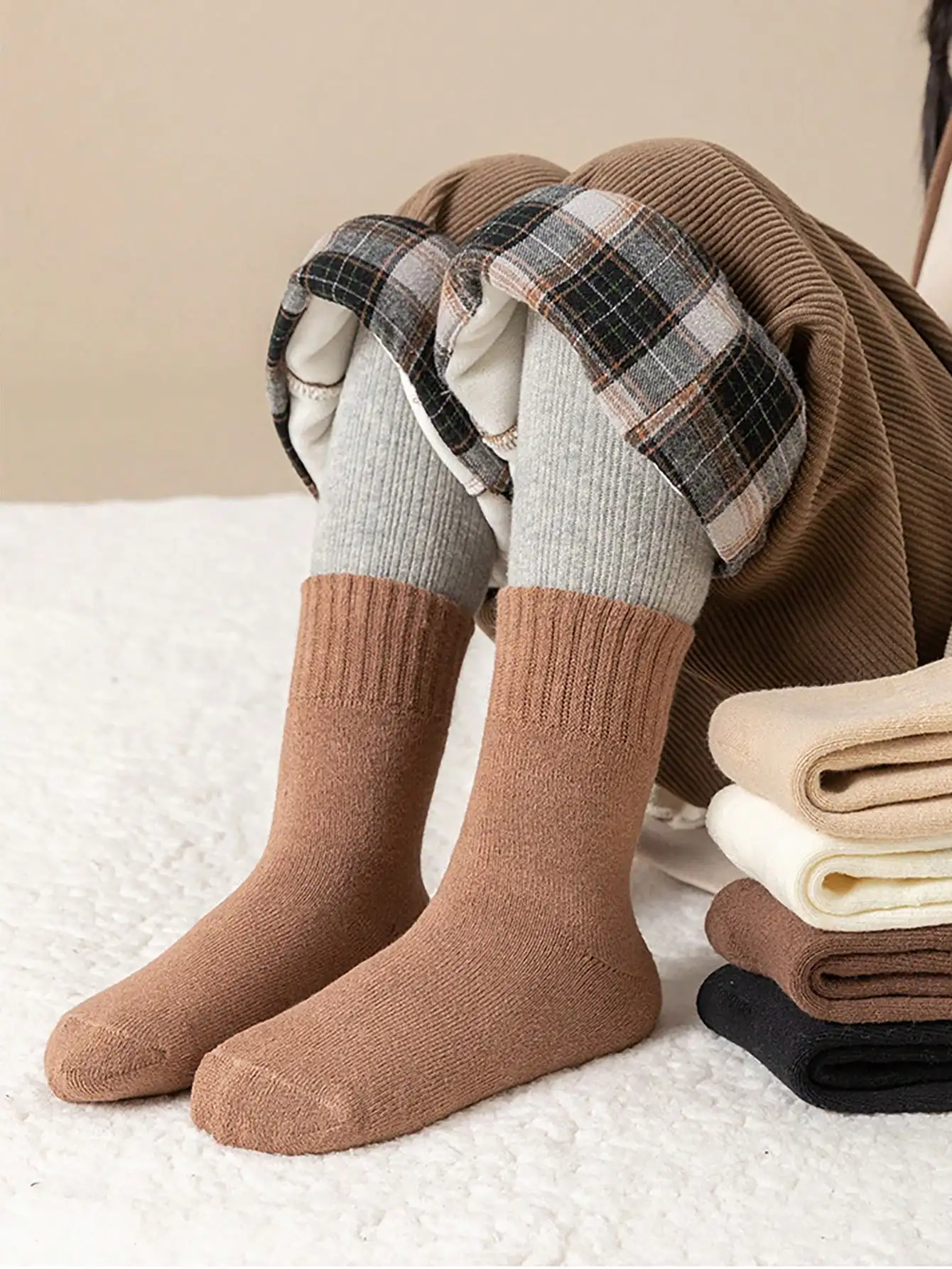 4/5 Pairs Unisex Kids Terry Crew Socks Soft Thermal Mid‑Calf Hosiery Versatile Daily Socks for Boys Girls Autumn Winter Outfits