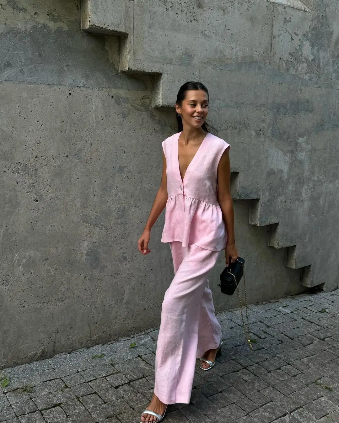 فضفاض الوردي القطن الكتان 2 قطعة مجموعة المرأة الصيف شيك الزي 2025 موضة جديدة بلا أكمام تانك القمم مع ارتفاع الخصر واسعة فستان أطفال مع سروال داخلي