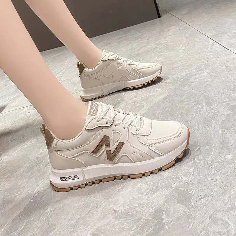 2024 New Hot selling Women's Mesh Casual Shoes Comfortable and Breathable Thick soled Casual Shoes Women's Sports Shoes