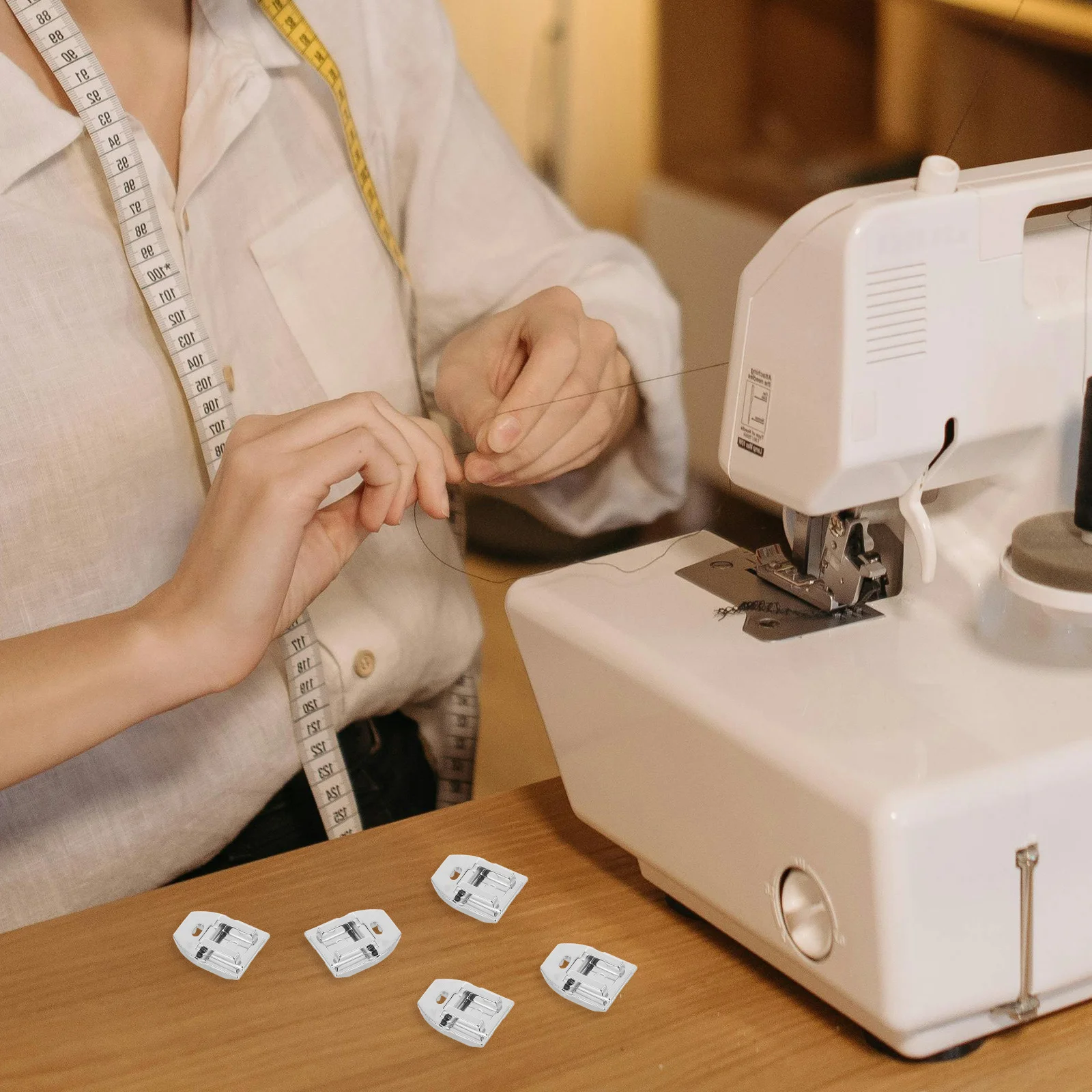 5 قطعة قدم سستة غير مرئية لآلة الخياطة المعادن منخفضة عرقوب قطعة قدم الضغط في ماكينة الخياطة المخفية سستة مرفق الخياطة العالمية #3