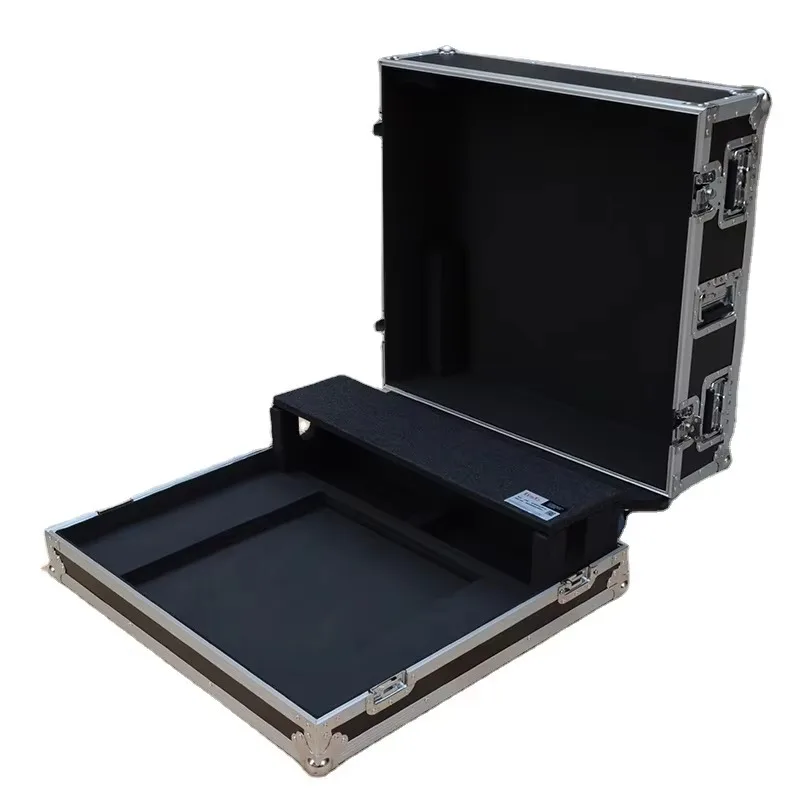 Console Flight Case for Allen & Heath SQ7 With Doghouse and Wheels