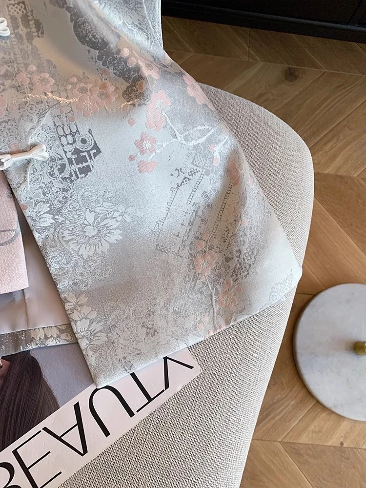 Retro chińska kamizelka męska z kwiatowym haftem, idealna na wiosnę i jesień, stylizowana na osobowość, mały rozmiar...