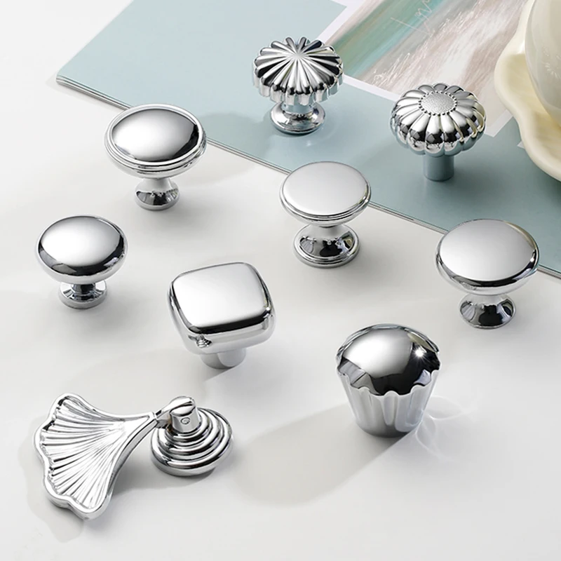 

1PCS French Style Light Luxury Cabinet Door Handle Modern Minimalist Cream Style Cabinet Wardrobe Drawer Cabinet Handle Hardware