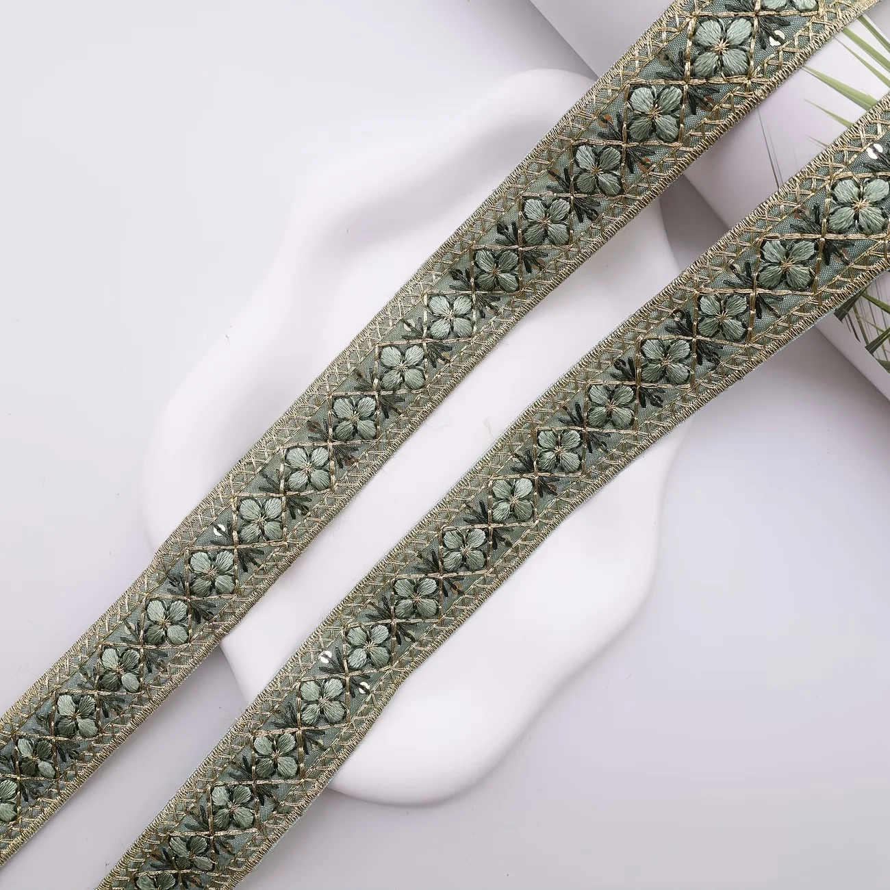 10 Yards Matcha Green Checkered Four-Leaf Clover Fabric Embroidered Scalloped Golden Thread Mesh Small Sequined Webbing