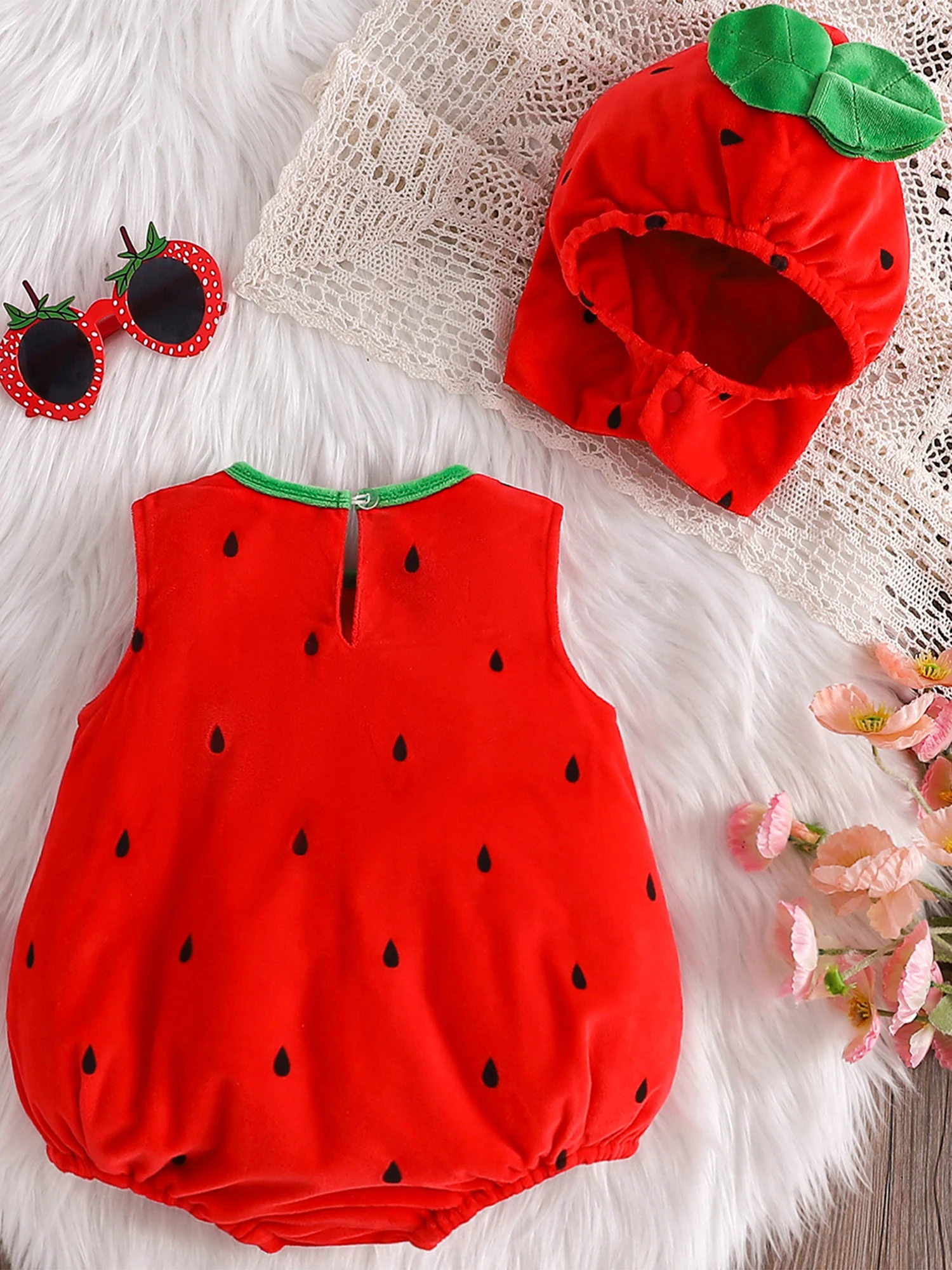Baby Boy Girl Strawberry Costume Set Fleece Leaf Trim Sleeveless Strawberry Romper Hat Halloween Cosplay Clothes