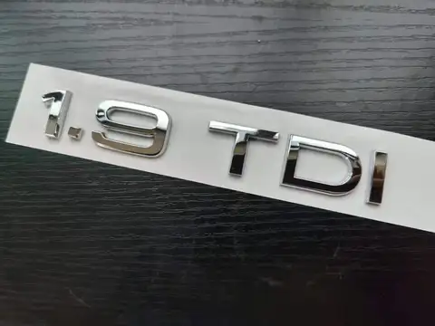 1 шт. хромированный глянцевый черный ABS-элемент для кузова автомобиля 1.9 TDI, эмблема на задний багажник, наклейка для аксессуаров Audi.