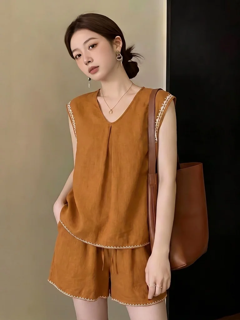 

Summer Fashion Women's Large Size Orange Cotton Linen Vest Shorts Two-Piece Set Thin Material Pumpkin Orange Color Match