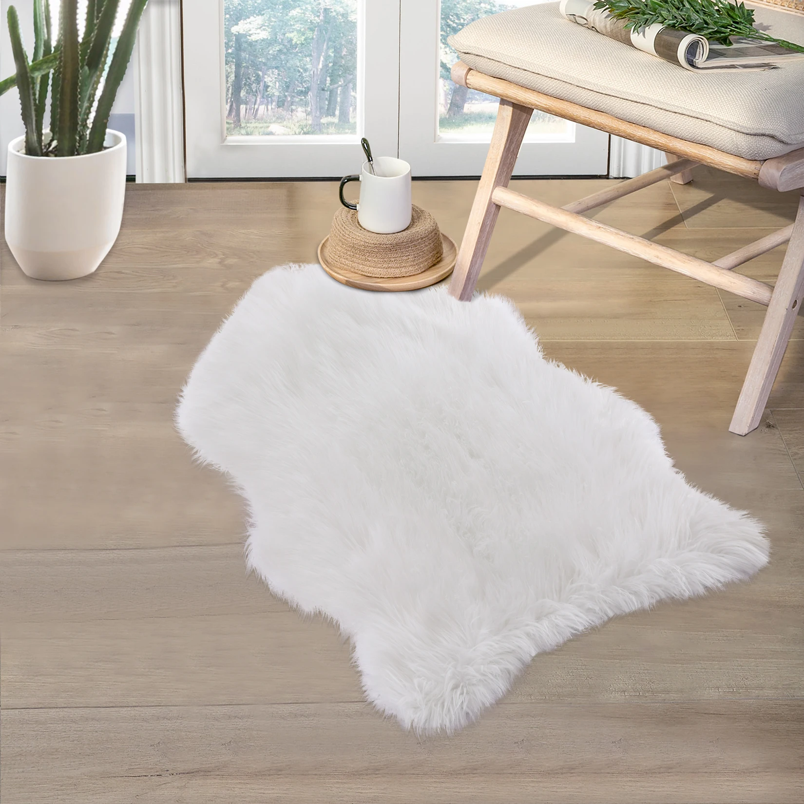 60x90cm Shaggy Soft Rug Living Room Bedroom Area Rugs Fluffy Floor Mats Cute Decorative Faux Sheepskin Rug White Irregular Shape