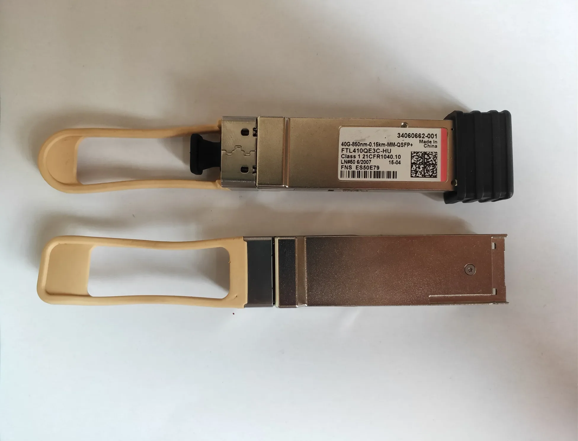 

40G QSFP Fiber Transceiver/34060662-001 FTL410QE3C-HU TR-QQ85S-N00 40G-850NM-0.15KM-MM-QSFP+/40G QSFP Port Module