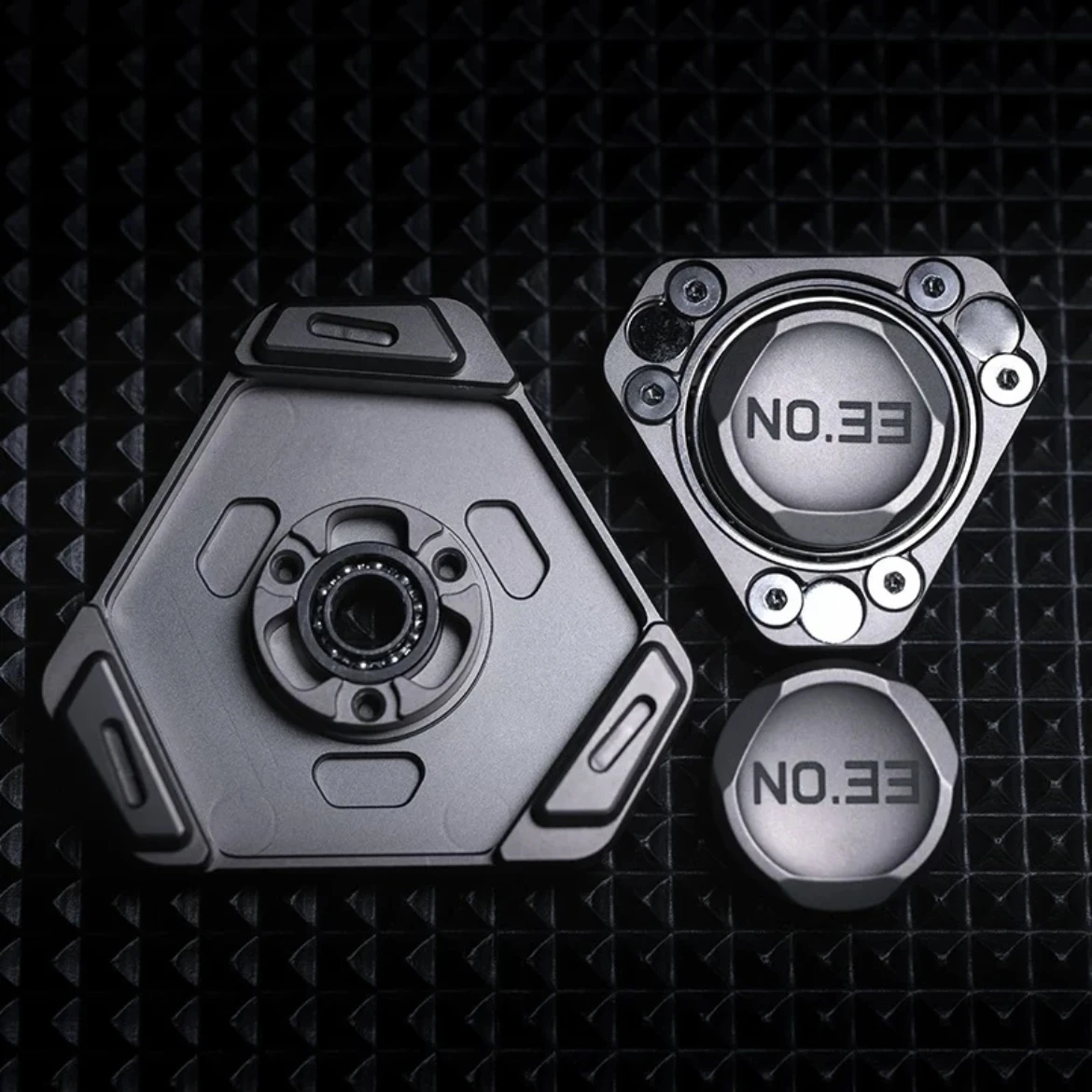 NO.33 ハートオブスチール EDC リンケージフィジェットスピナーおもちゃステンレス鋼抗ストレス感覚そわそわおもちゃ