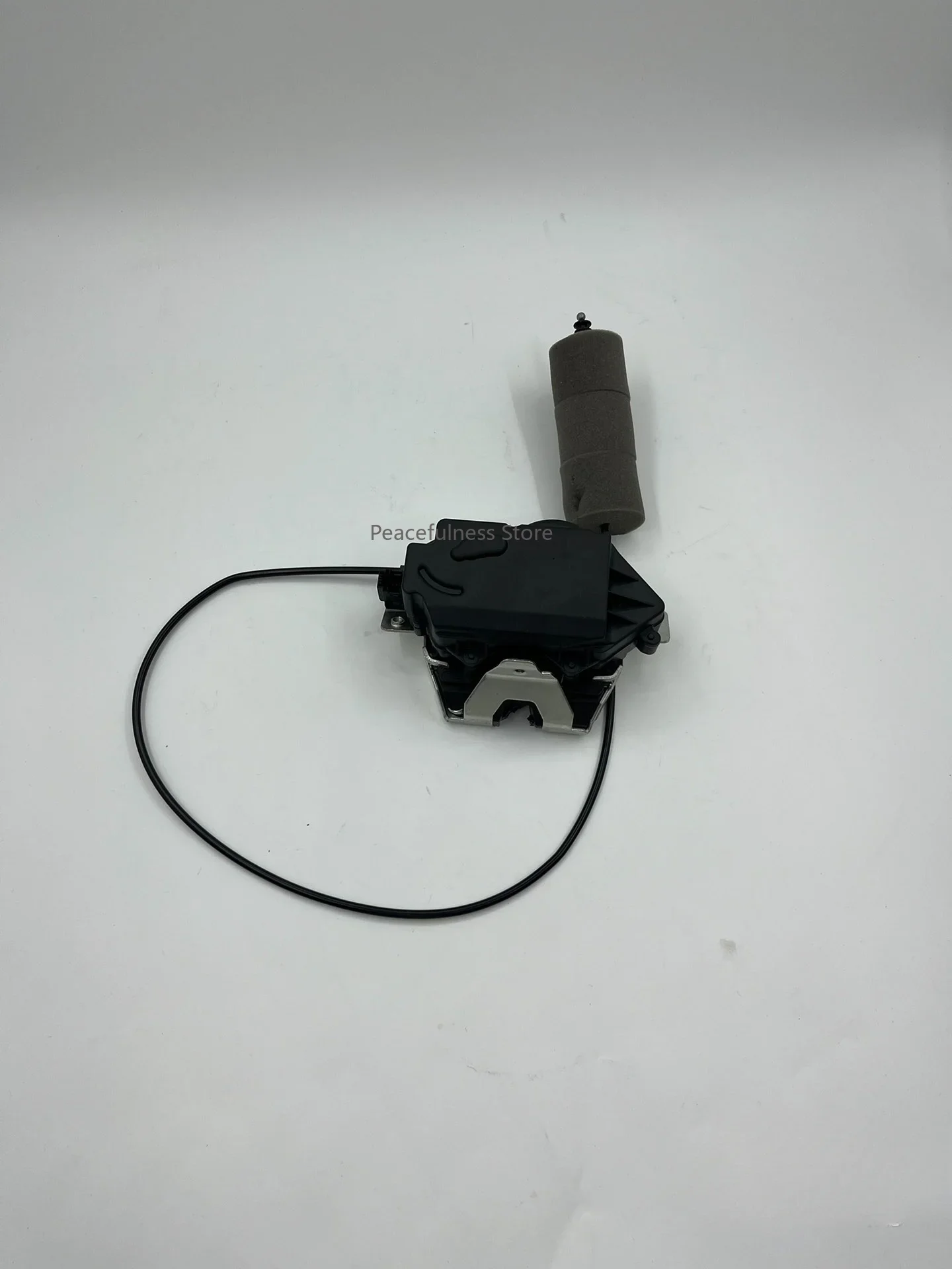 Suitable for Mercedes W164 W251 door lock R280R350 trunk lid lock ML500 tailgate ML320 lock block