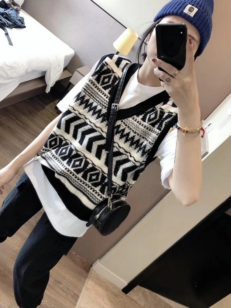 

Retro V-Ne plus Size Knitted Wool Camere Vest Loose Fit Sweater ort Sle Trendy European Sle Women's Faion Autumn