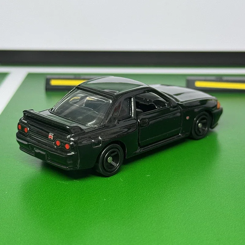 TAKARA TOMY Tomica 1/59 NO.48 NISSAN SKYLINE GT-R(BNR32) Alloy Toys Motor Vehicle Diecast Metal Model Gift for Children Boys