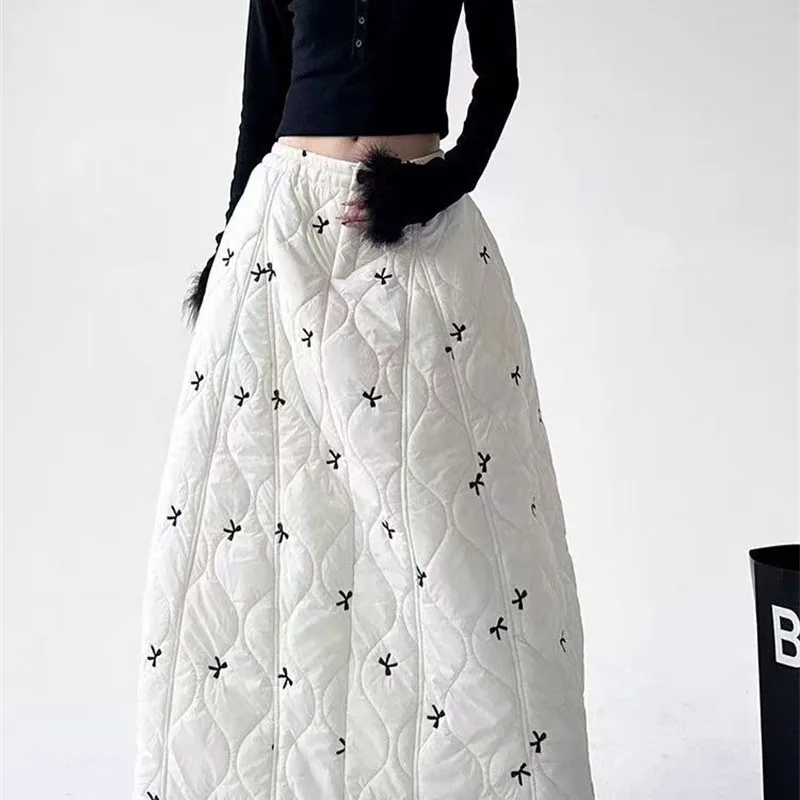 Windproof Down Cotton Skirt Half Body Skirt Women's Winter 2025 New Elastic Waist Good-looking Keep Warm A-line Long Skirt