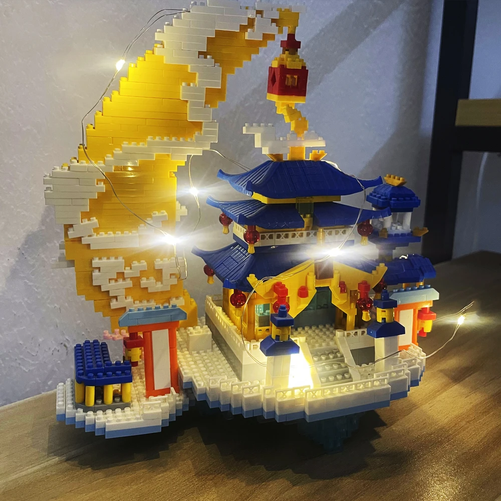 Moon Palace Assembly Building Blocks Toys Set: Elegant Chinese Architecture, Stylish Home Decor, Unique Gift for Collectors