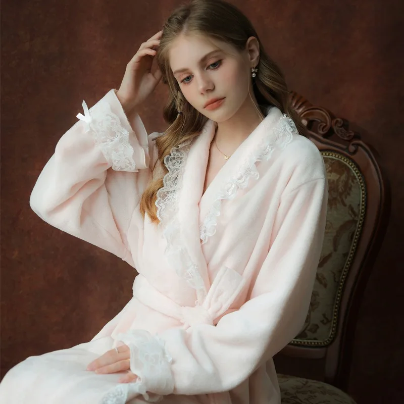 New Long Sleeved Thickened Velvet Nightgown Winter Warm Loose Flannel Bathrobe Sweet Girls Classical Princess Indoor Lace XL