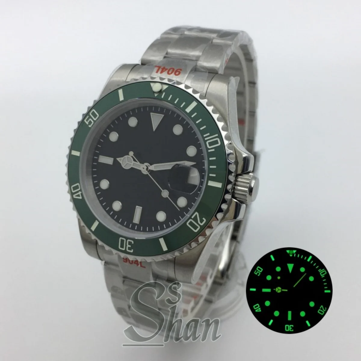 40mm ブラックとブルーのメンズ自動機械式ダイビングウォッチ NH35A PT5000 サファイアガラス ブルーグリーン照明付きダイヤルとベゼル