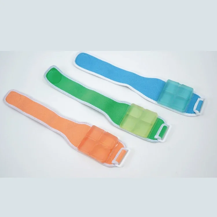Modeling Mask Powder Pack Suppliers' Wearable Small round Ice Gel Pack Coolness for Soot-Hot & Cold Packs  fast shipping