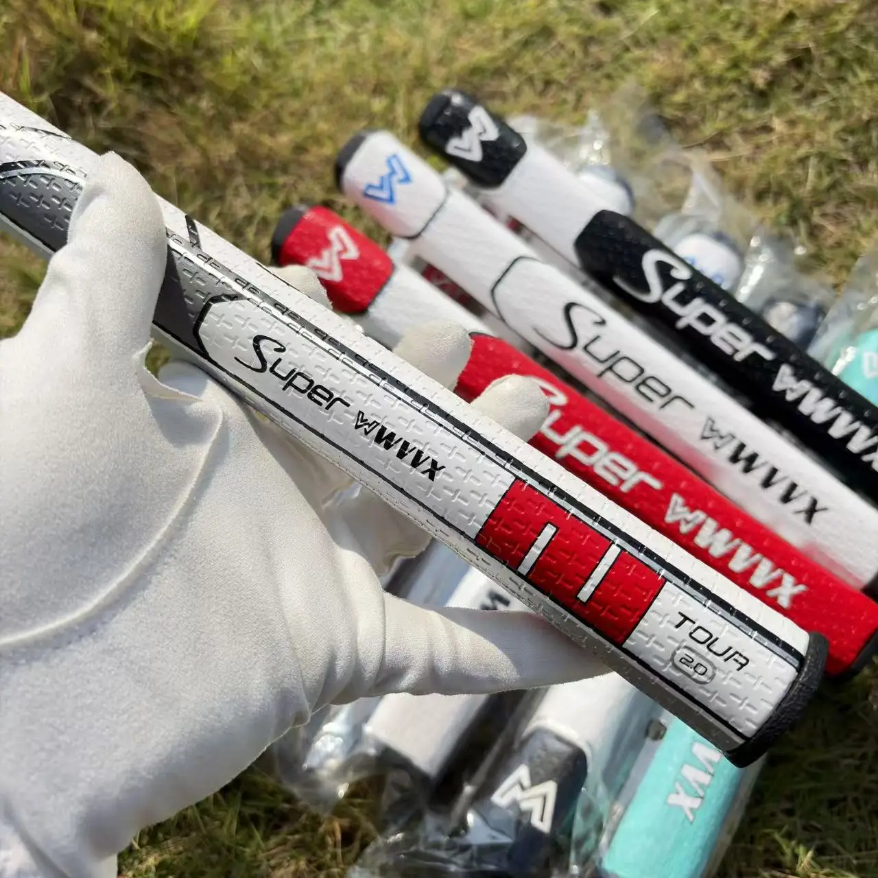 Thumbnail 3 - #30 Golf Club Grips Comparison Guide