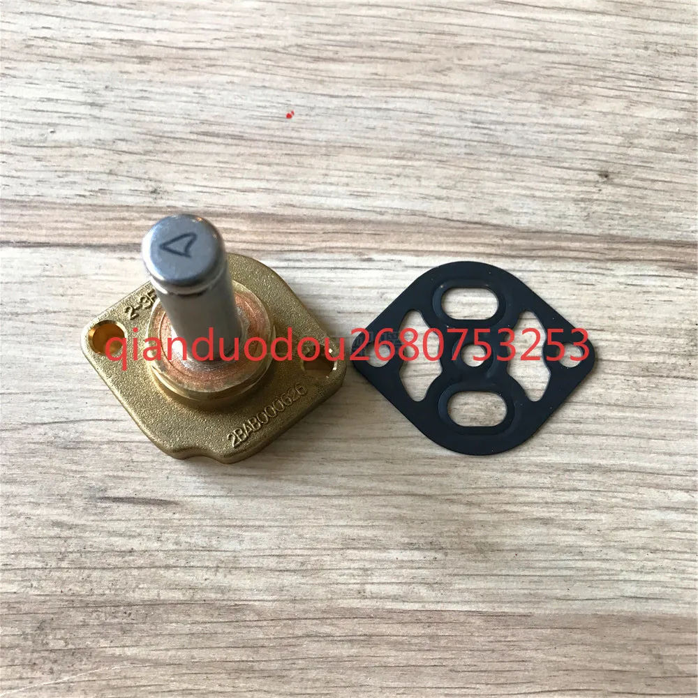 

Suitable for Carrier 30HXC screw machine compressor download solenoid valve 8TA0049