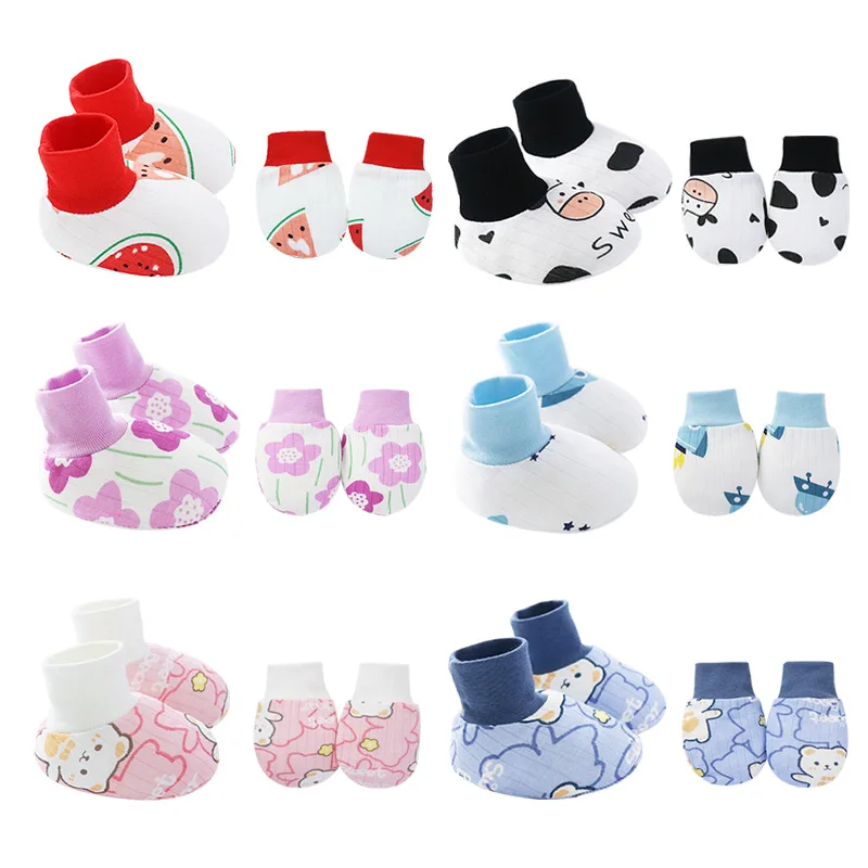 Newborn Baby Gloves+Hat+Foot Cover Set Handguard Anti-scratch Mittens Cotton Beanie Hat Socks Kit for Infant Newborn Accessories