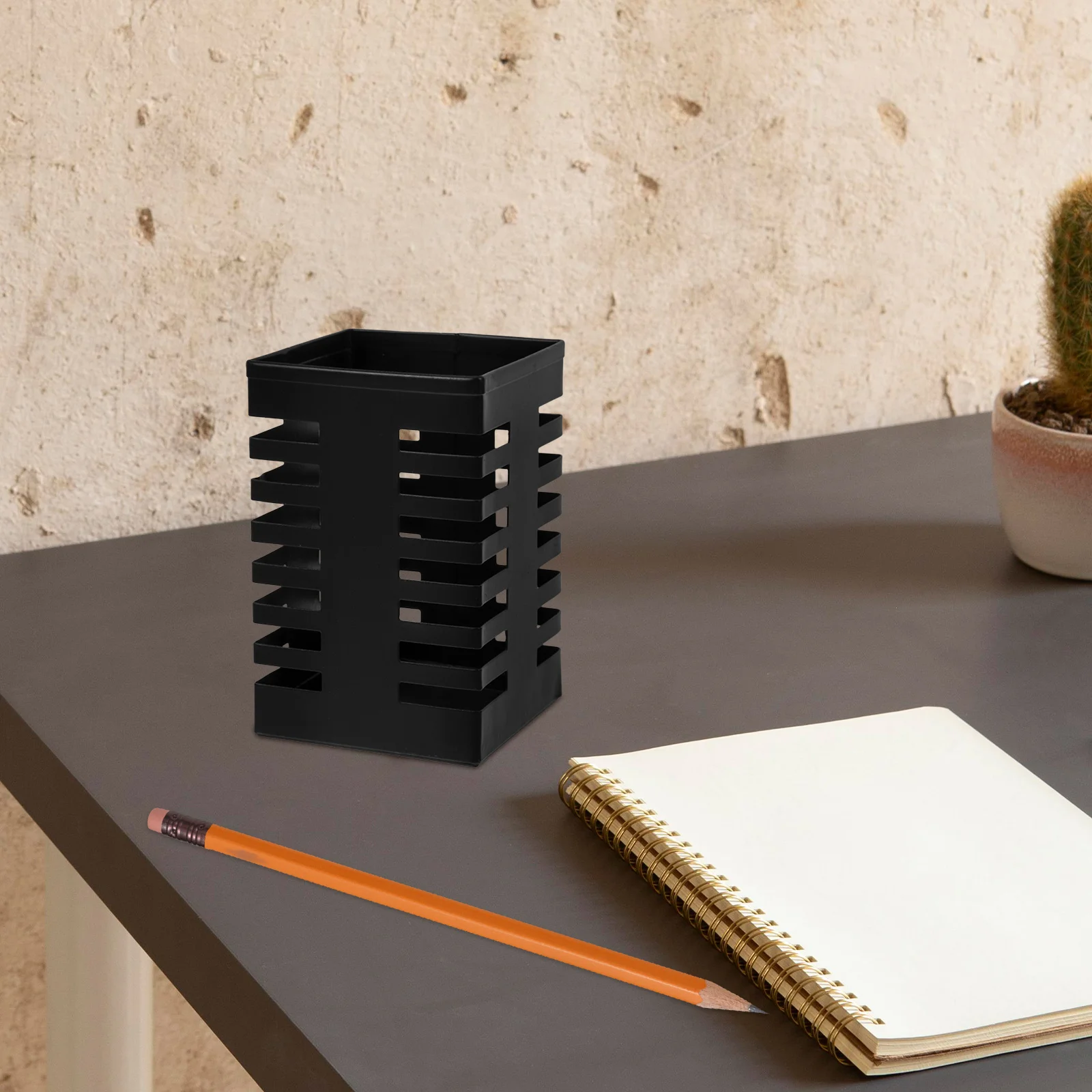 Multifunctional Square Pen Large Mesh Cup Makeup Brush Holder Iron Desktop Organizer Crayon Container Non-Slip Base Pencil Cup