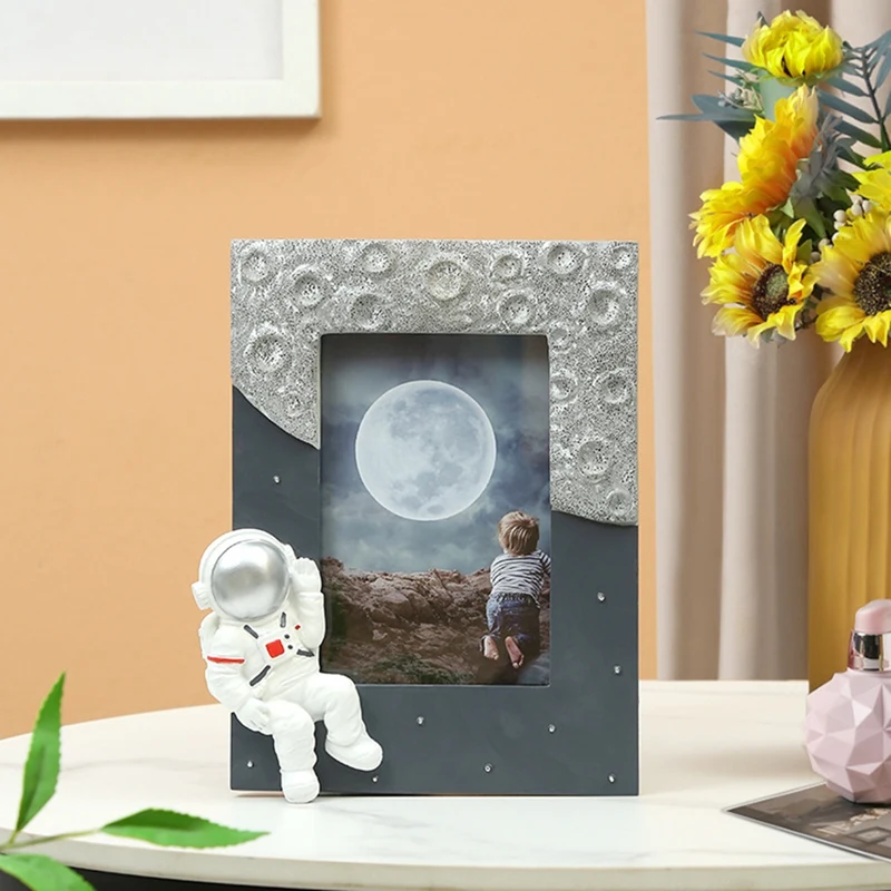 Astronaut Photo Frame Set-Up Wall-Mounted Couple Commemorative Home Desktop Decoration Puzzle Frame