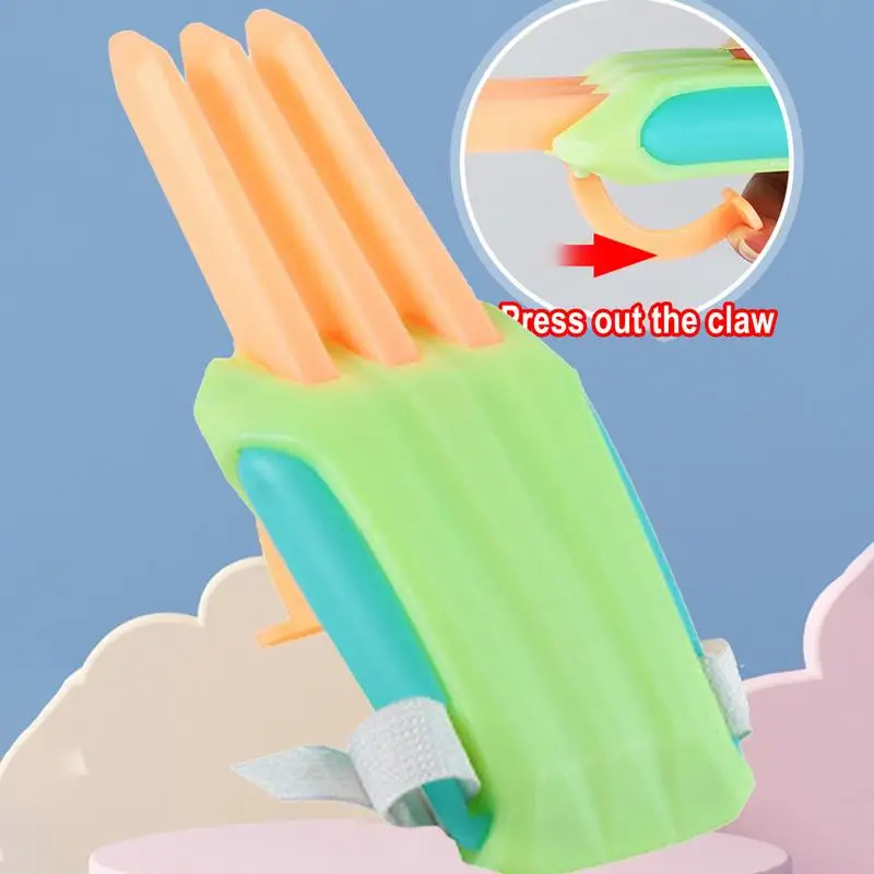 Carrot Claw Retractable Cutter Radish Wolf Claw Toy Reusable Wolf Claws Costume Cosplay Props For Cosplay Dress Up Party