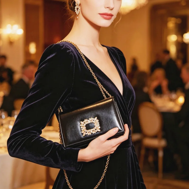 High-End Women's Diamond Studded Shoulder Handbag Fashionable Light Luxury Crossbody Bag for Banquets And Parties 4