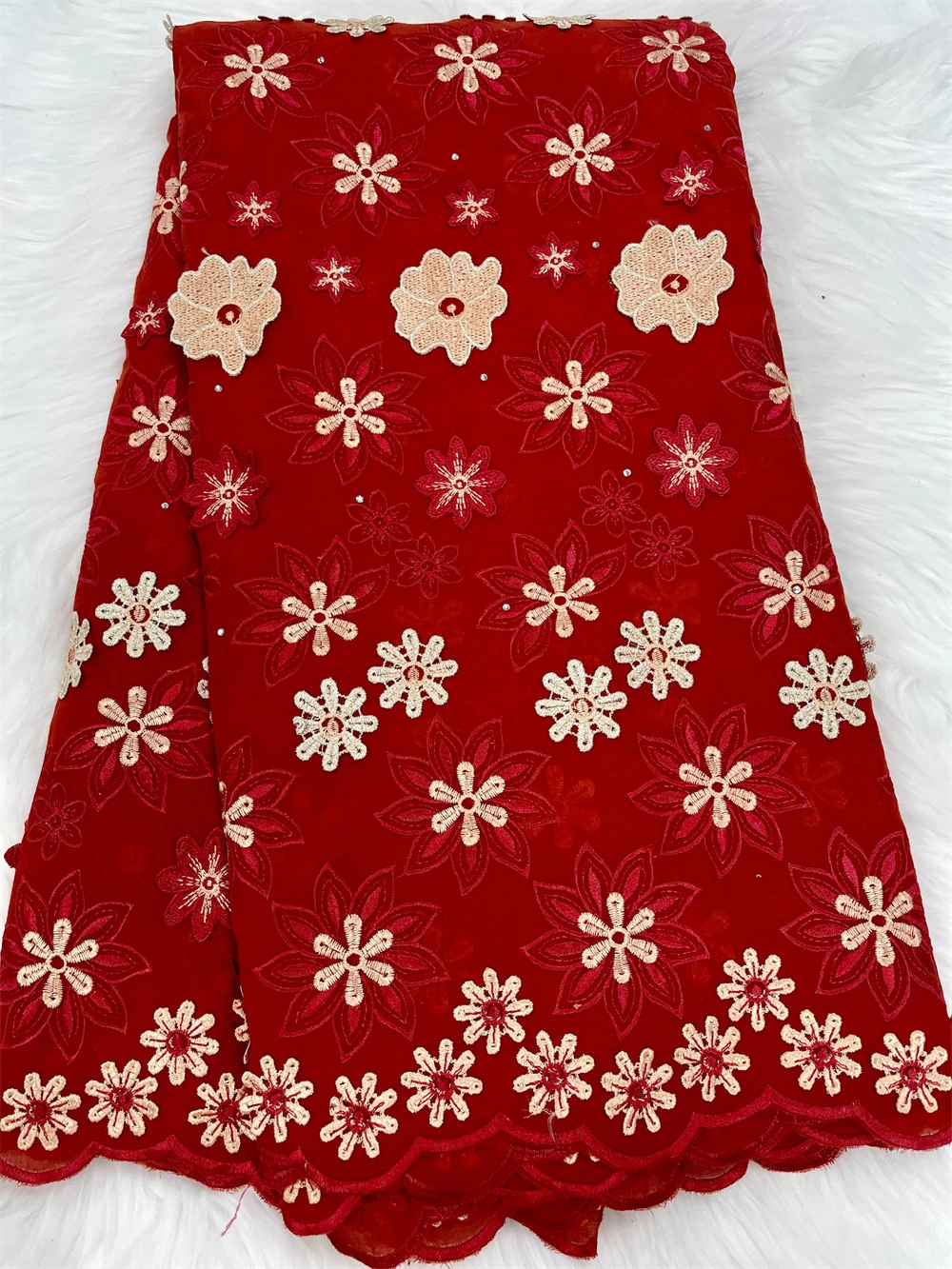 3D Bloemen Afrikaanse 100% Katoenen Zwitserse Voile Kantstoffen Hoge Kwaliteit Nigeriaanse 2026 Dames Feestmateriaal Voor Kleding En Naaien