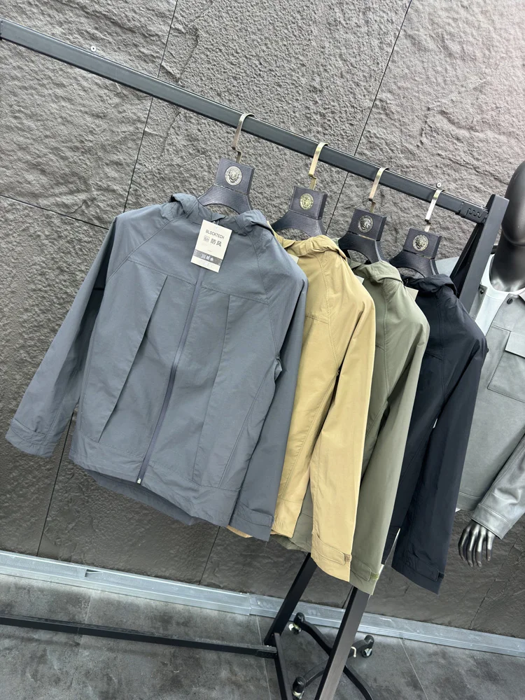 Svip الرجال في الهواء الطلق Softell Jaet معطف مقنع عادية Faionable الخريف مقاوم للماء الترفيه Sle الشباب الحضرية Faion