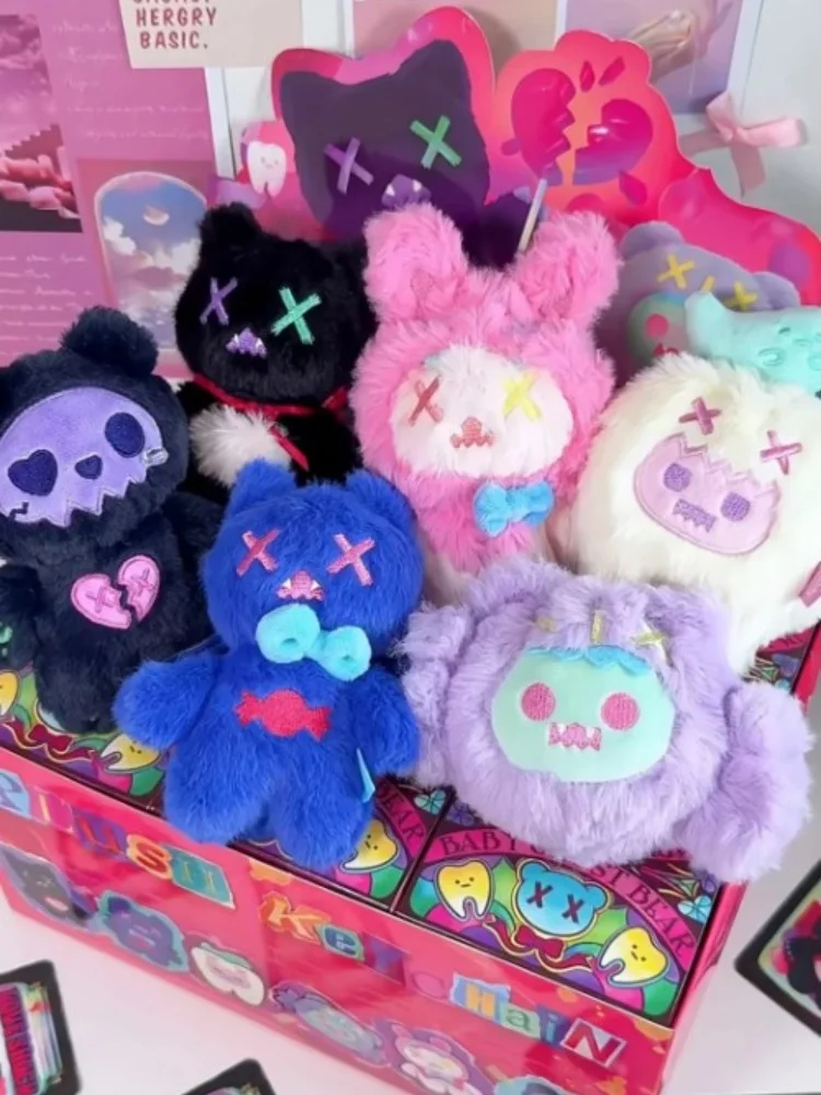 

Authentic Shinwoo Vampire Candy House Series Blind Box Toy Decoration Model Kawaii Ghost Bear Keychain Pendant Mysterious Box